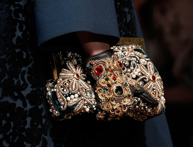 Dolce and Gabbana Fall 2014 Handbags 32