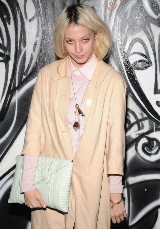 New York Fashion Week Fall 2014 Celebrity Handbags-41