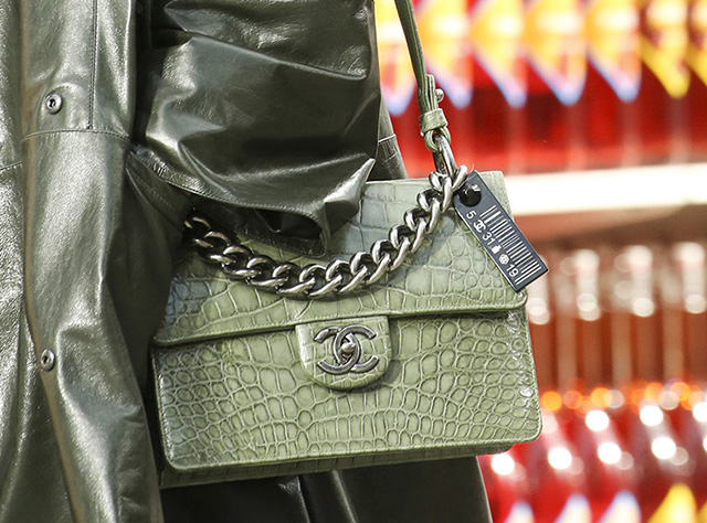 Chanel Fall 2014 Handbags 23