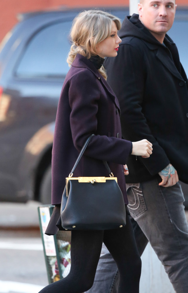 Taylor Swift Dolce & Gabbana Sara Bag-1