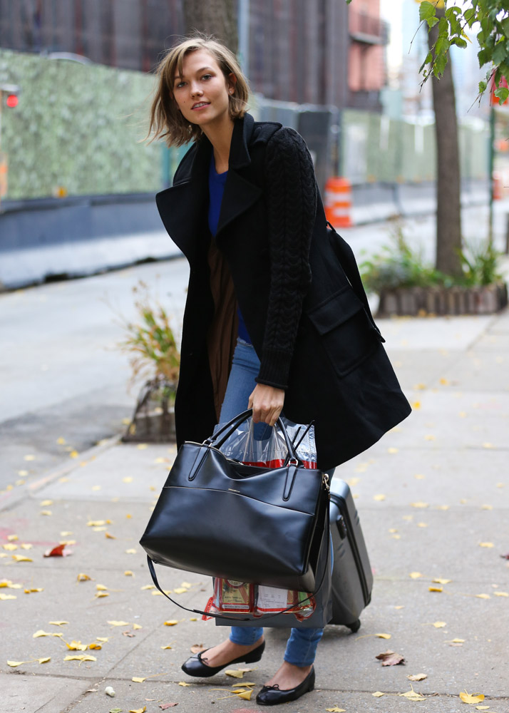 The Many Bags of Karlie Kloss-12