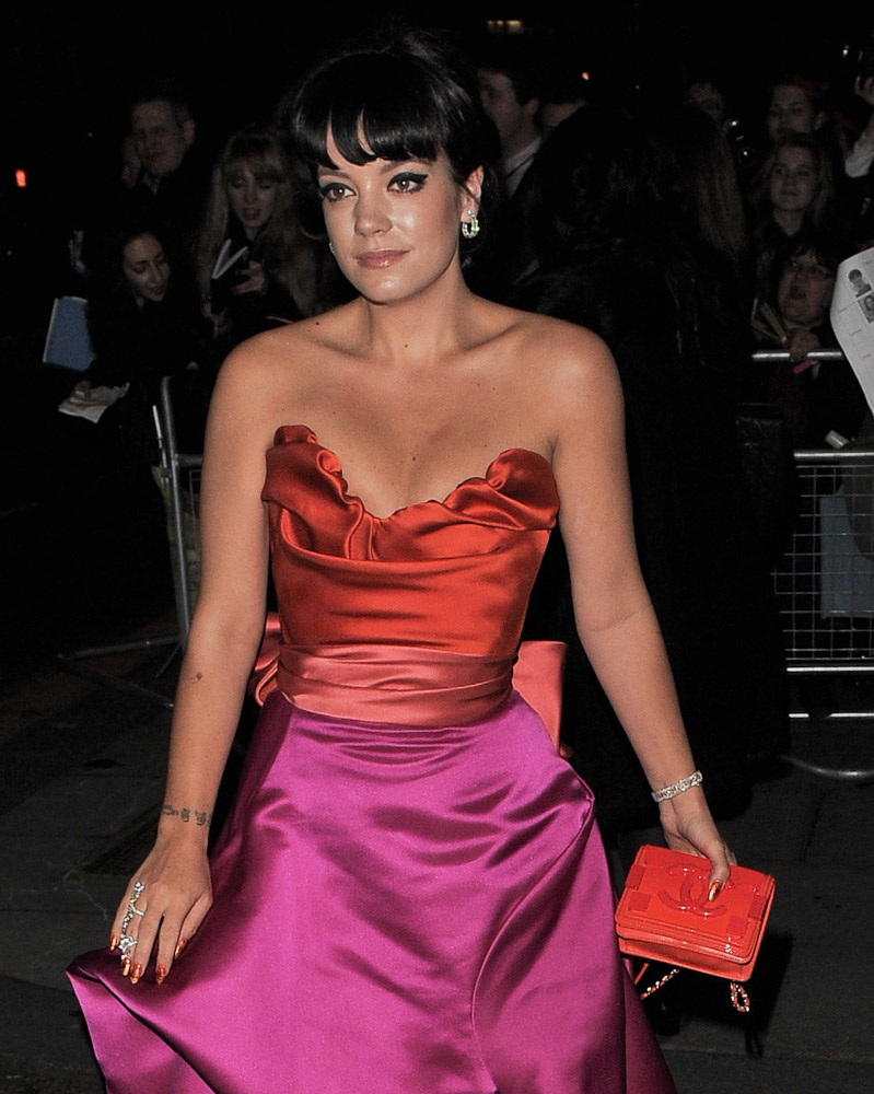 The Many Bags of Lily Allen-32