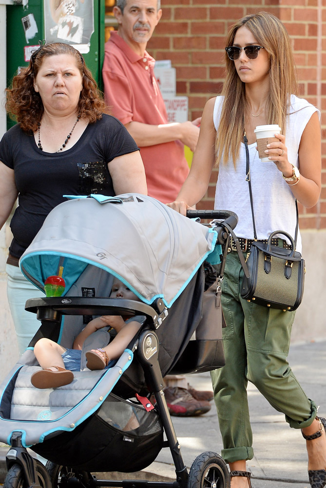 The Many Bags of Celebrity Moms - PurseBlog