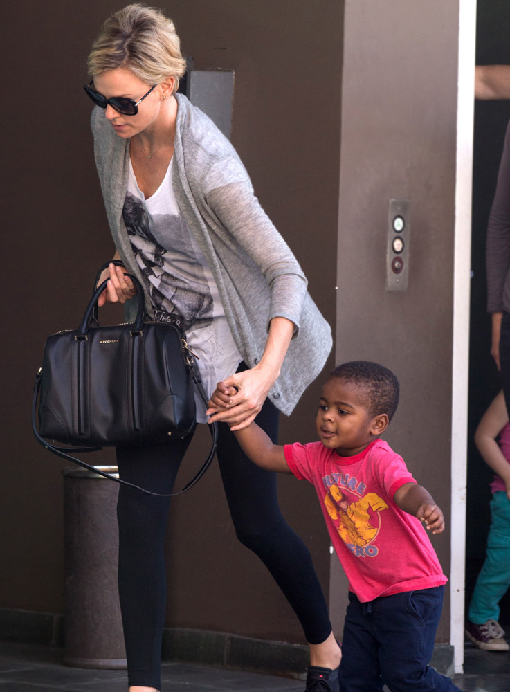 The Many Bags of Celebrity Moms - PurseBlog