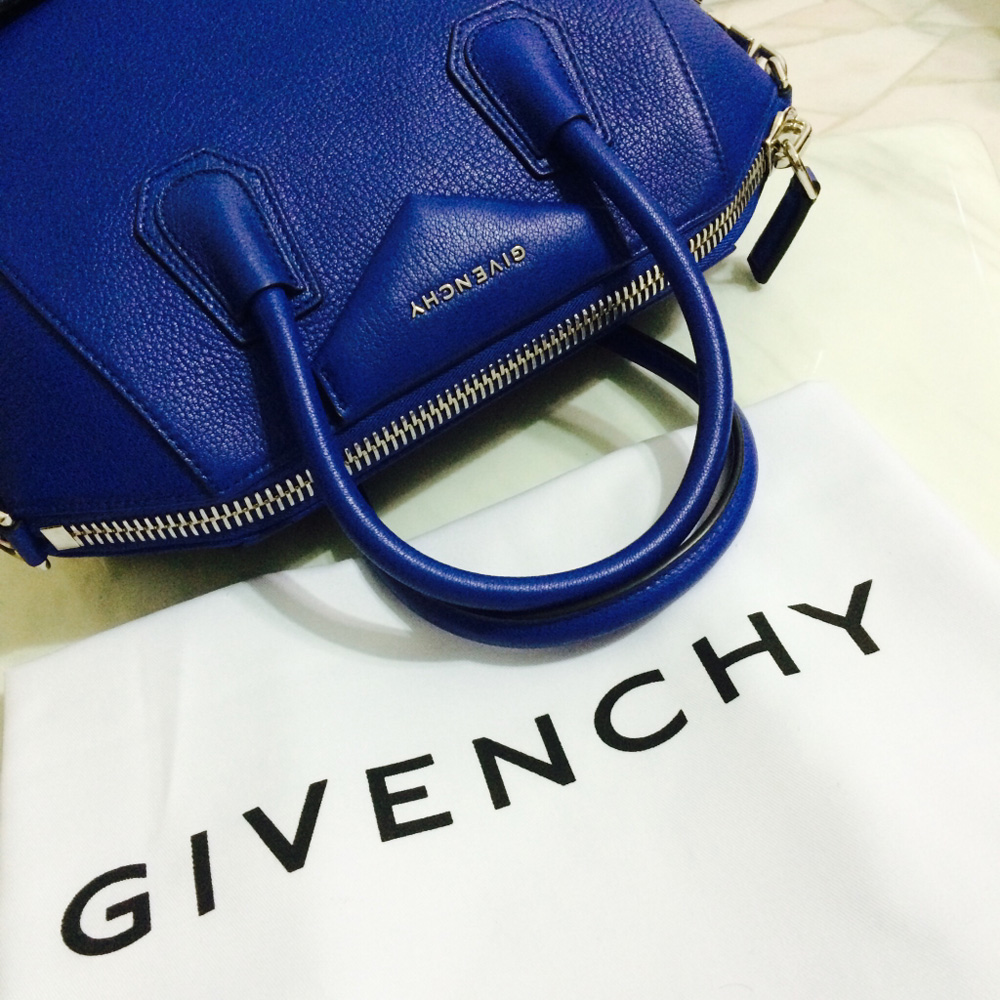 Givenchy Antigona Blue