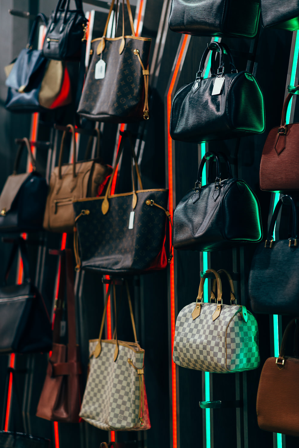 The LXR Co. Shopping Experience PurseBlog