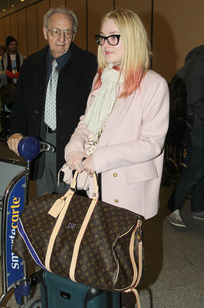 The Many Bags of Dakota and Elle Fanning-7