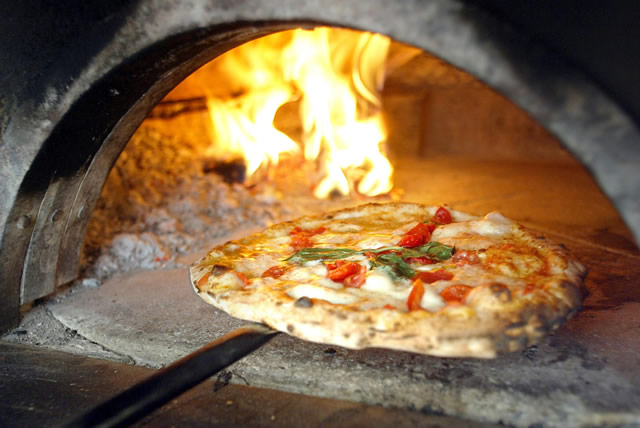 At Home Pizza Oven