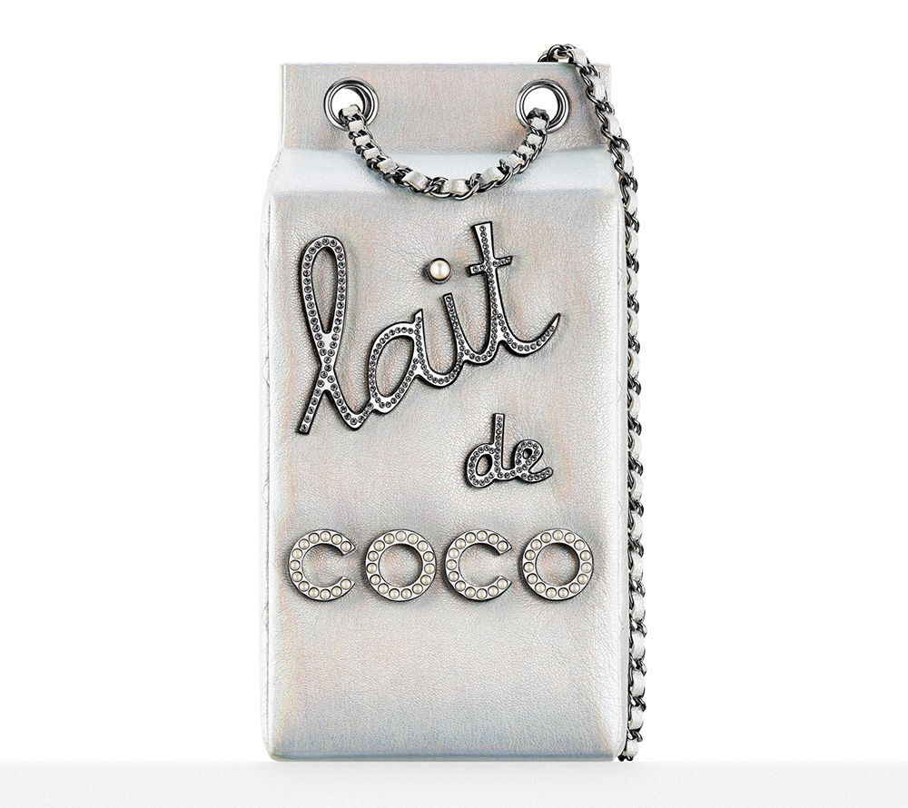 Chanel Lait de Coco Milk Box Minaudiere 4800