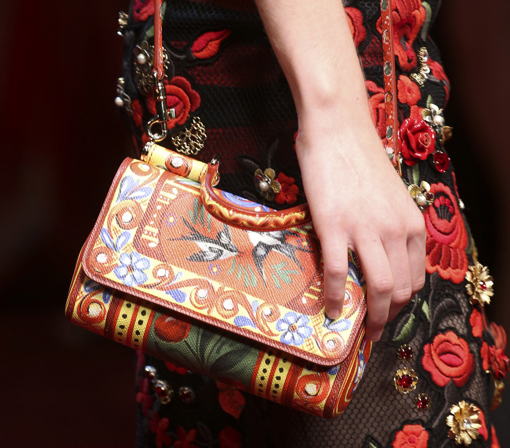 Dolce & Gabbana Spring 2015 Handbags 18