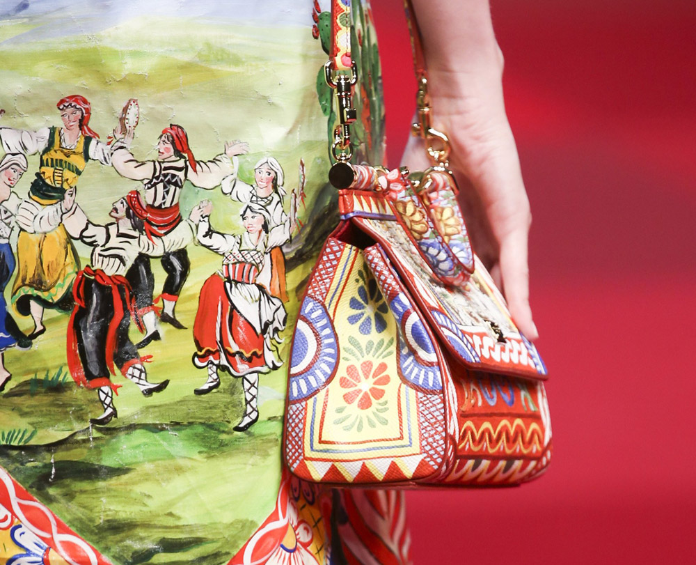 Dolce & Gabbana Spring 2015 Handbags 27
