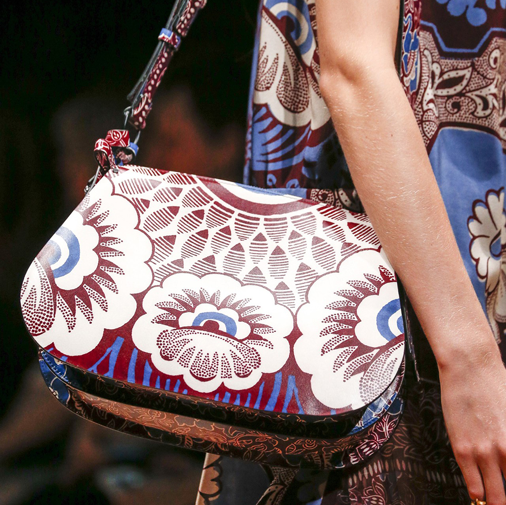 Valentino Spring 2015 Handbags 15