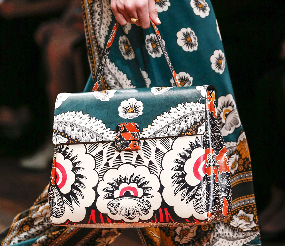 Valentino Spring 2015 Handbags 24