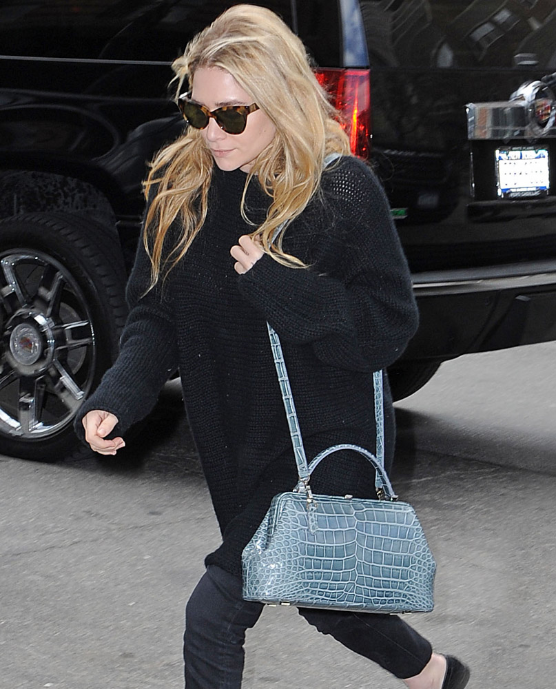 Croco bag top