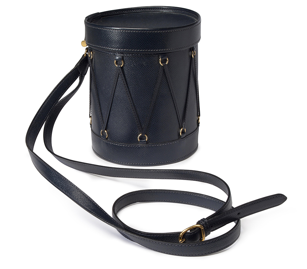 Herm&egrave;s Indigo Courchevel Leather Sac Tambour Bag