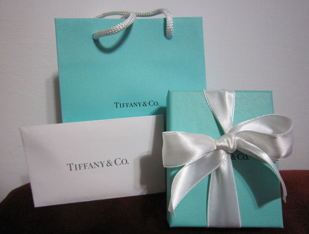 Tiffany-Bag-and-Box