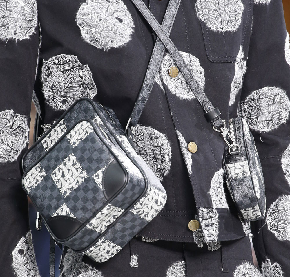 Louis-Vuitton-Fall-2015-Menswear-Bags-12