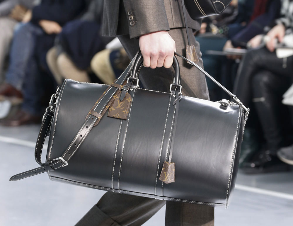 Louis-Vuitton-Fall-2015-Menswear-Bags-24