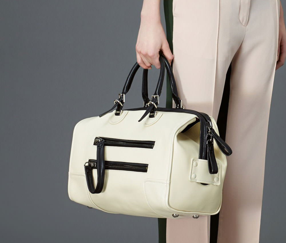 Valentino-Pre-Fall-2015-Bags-27