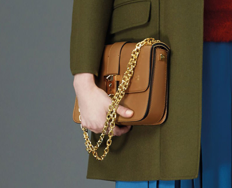 Valentino-Pre-Fall-2015-Bags-30