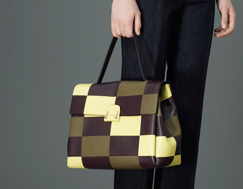 Valentino-Pre-Fall-2015-Bags-32