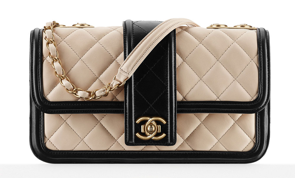 Chanel-Contrast-Trim-Flap-Bag
