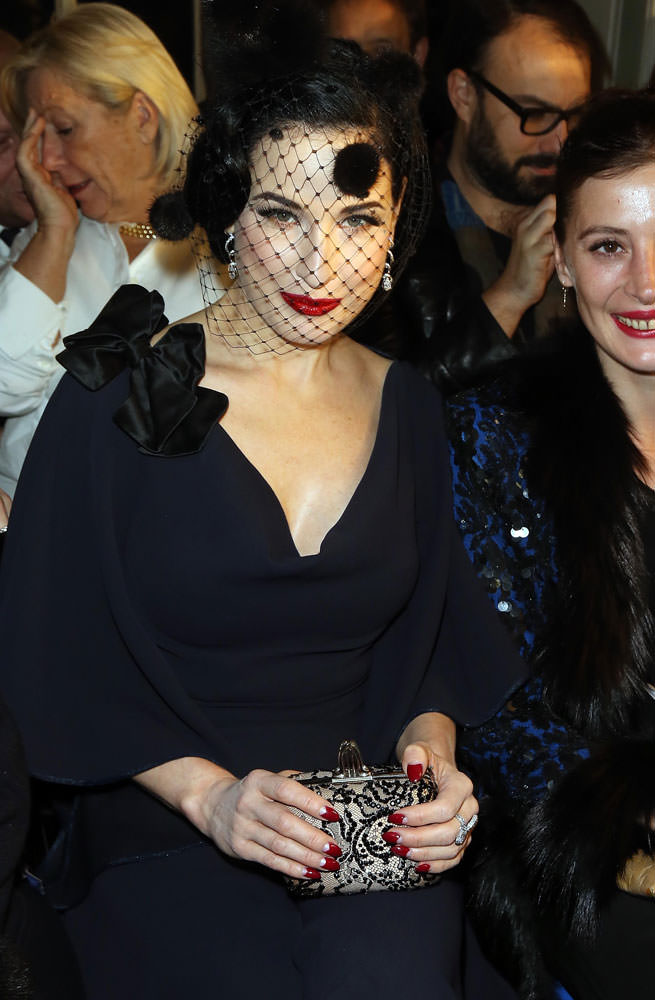 Dita-Von-Teese-Christian-Louboutin-Palais-Royal-Lace-Clutch