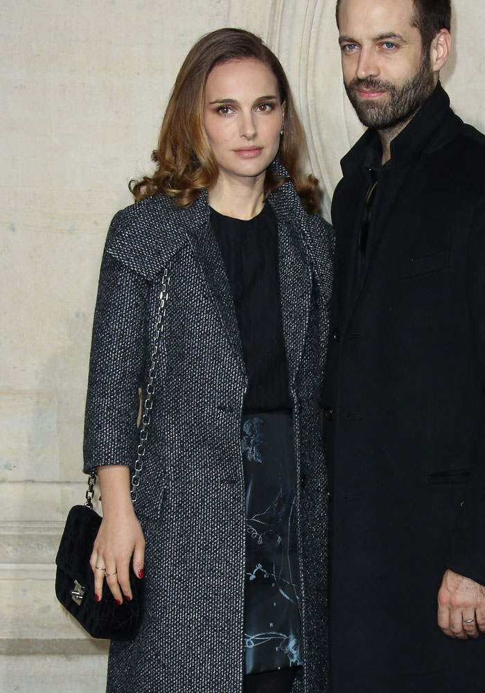 Natalie-Portman-Christian-Dior-Miss-Dior-Bag