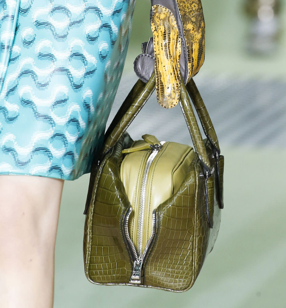 Prada-Fall-2015-Handbags-23