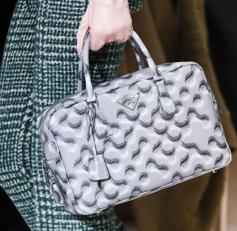 Prada-Fall-2015-Handbags-6