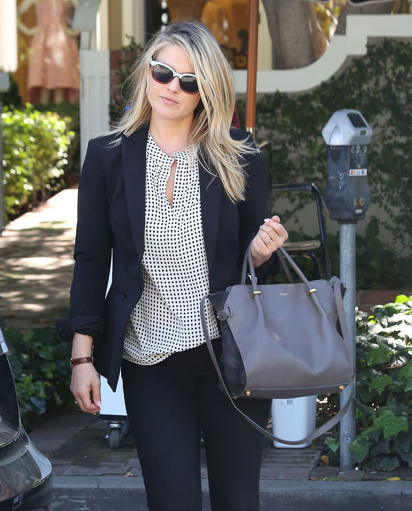 Ali-Larter-Nina-Ricci-Marche-Tote