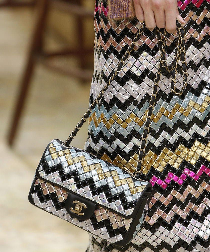 Chanel-Fall-2015-Handbags-4