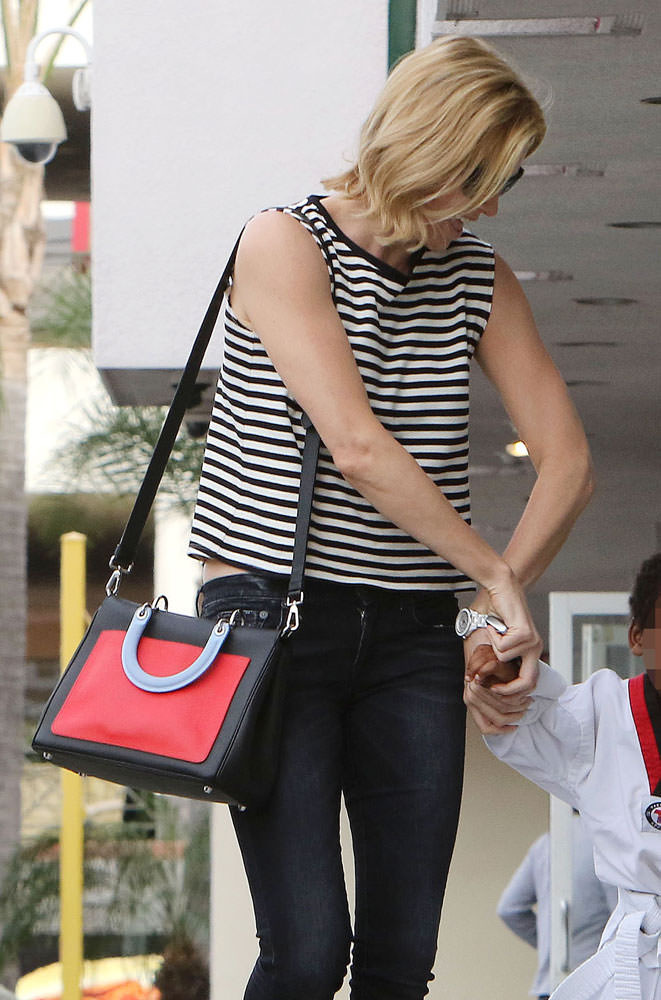 Charlize-Theron-Christian-Dior-Diorissimo-Pocket-Tote