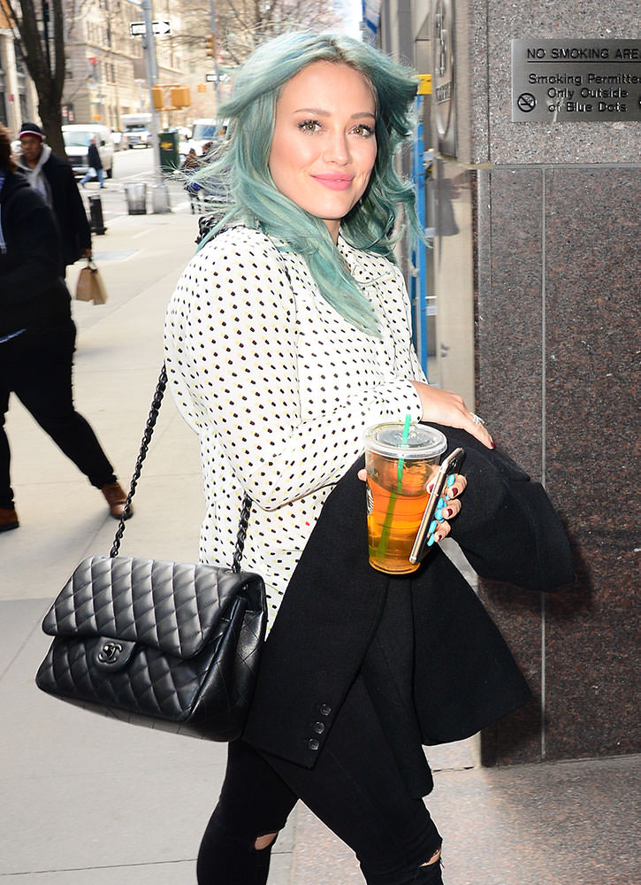 Hilary-Duff-Chanel-Classic-Flap-Bag