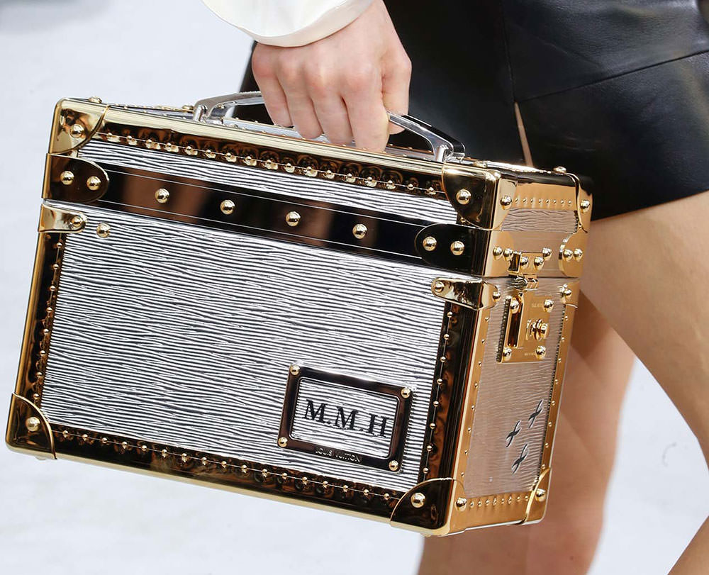 Louis-Vuitton-Fall-2015-Handbags-10