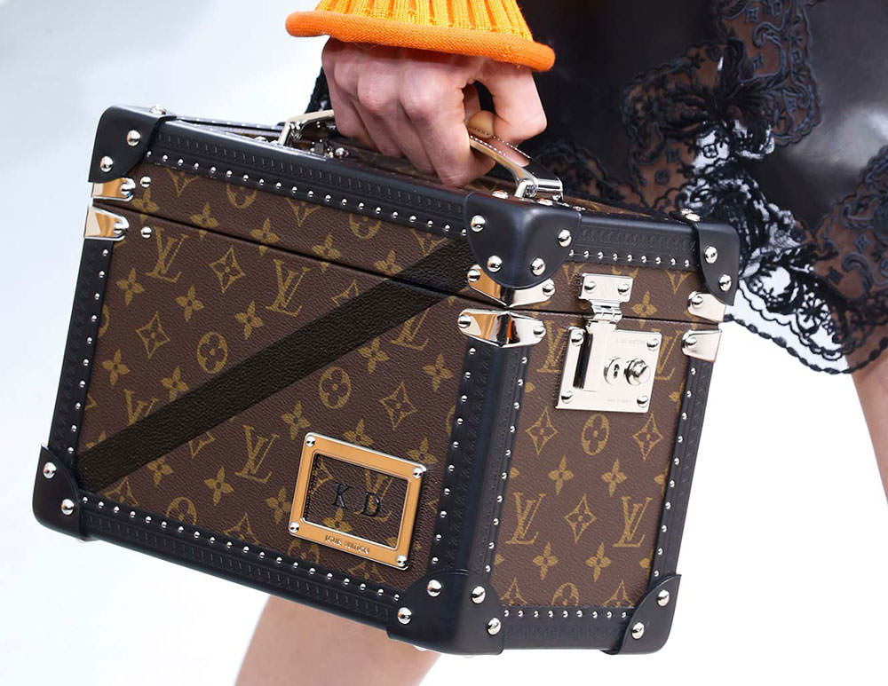 Louis Vuitton Remained the World&#39;s Most Valuable Luxury Brand in 2014 - PurseBlog