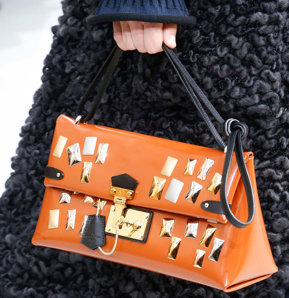 Louis-Vuitton-Fall-2015-Handbags-3