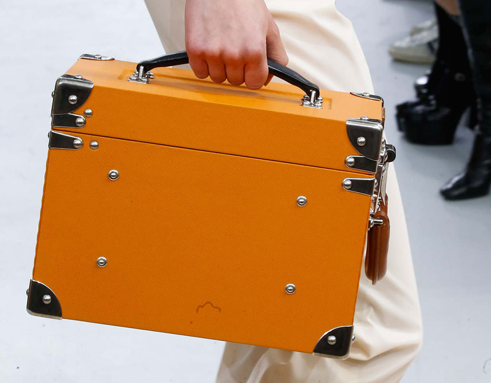 Louis-Vuitton-Fall-2015-Handbags-30