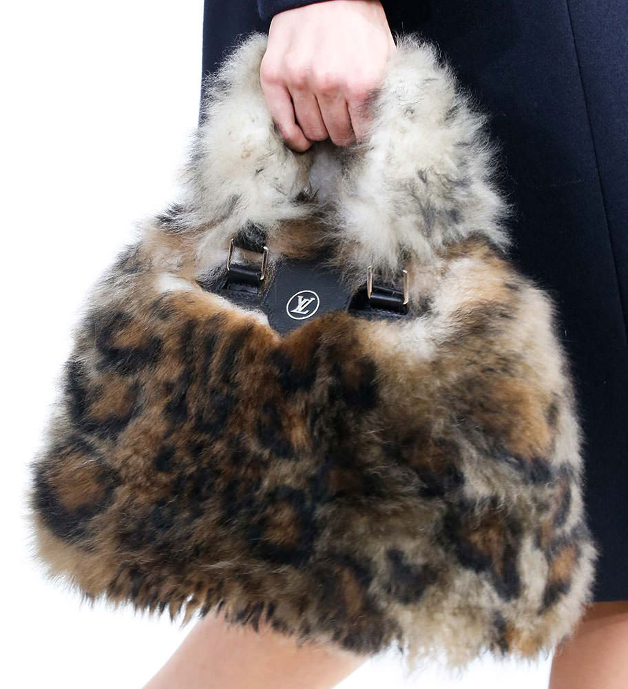 Louis-Vuitton-Fall-2015-Handbags-32