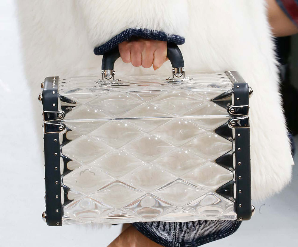 Louis-Vuitton-Fall-2015-Handbags-8