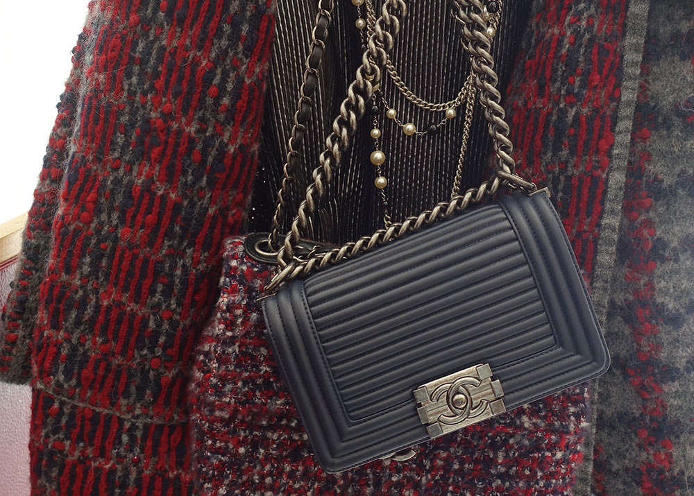 Chanel-Fall-2015-Handbags-22