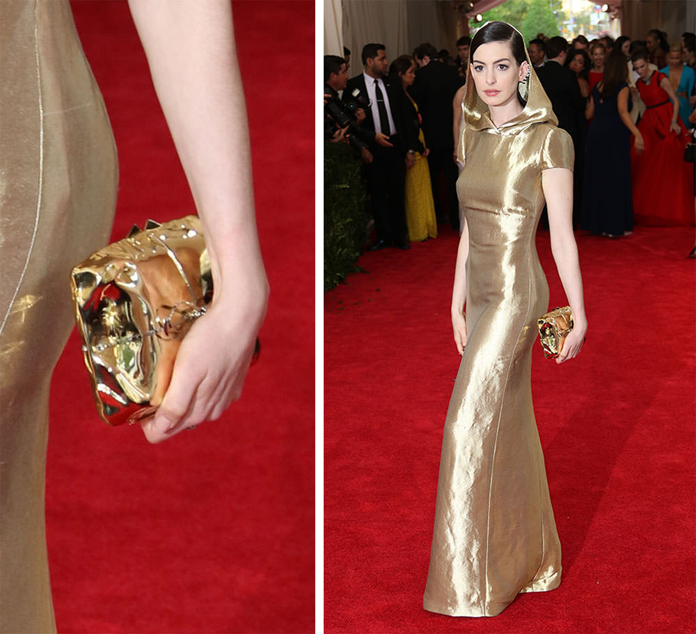 Anne-Hathaway-Benedetta-Bruzziches-Cabaret-Clutch