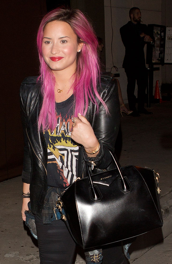 Demi-Lovato-Givenchy-Antigona-Bag