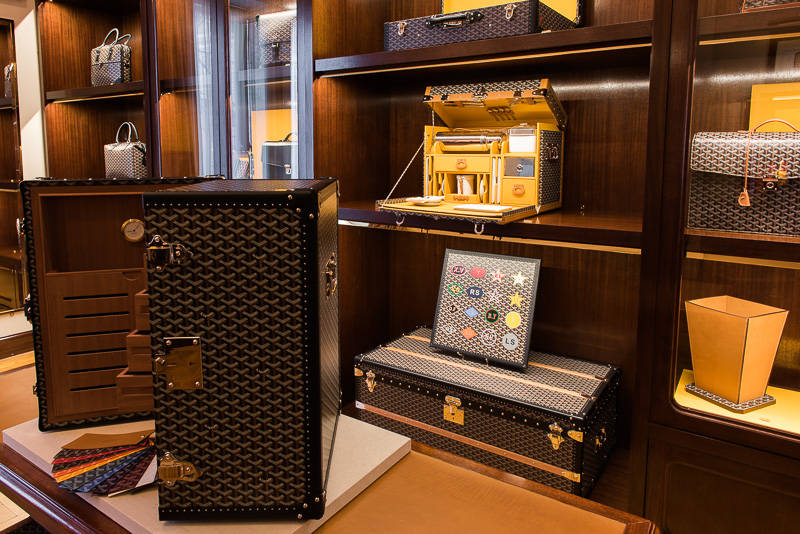 Goyard new york barneys store
