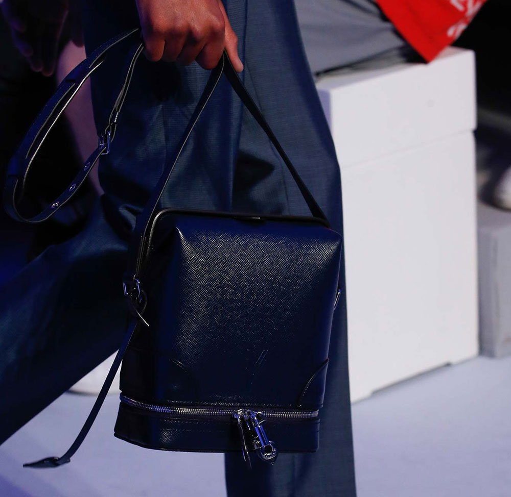 Louis-Vuitton-Spring-2016-Men's-Bags-1