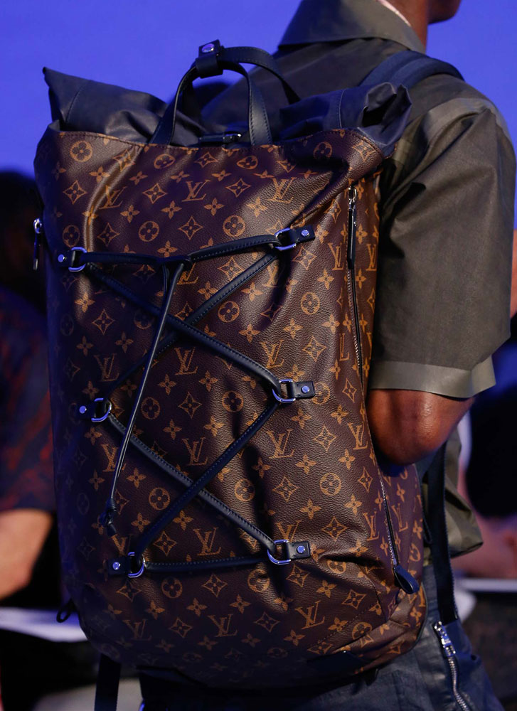 At Louis Vuitton&#39;s Spring 2016 Men&#39;s Show, the Bucket Bags Weren&#39;t Just for Women - PurseBlog