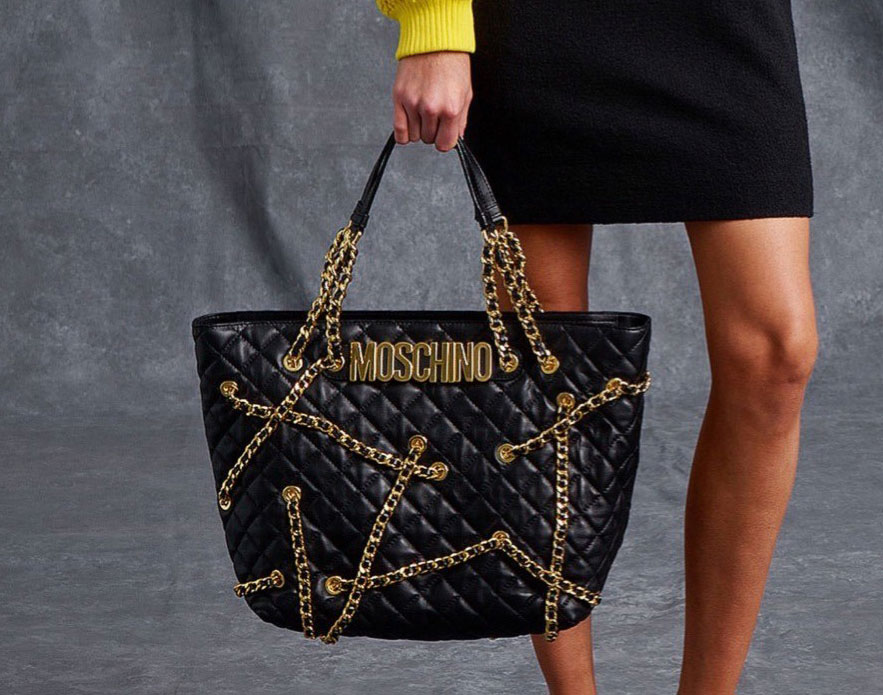 Moschino-Resort-2016-Bags-10