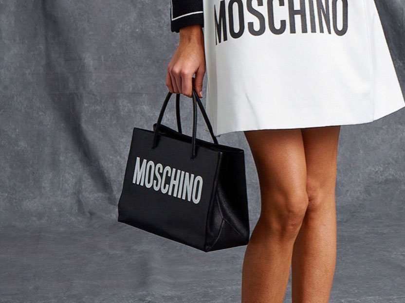 Moschino-Resort-2016-Bags-30