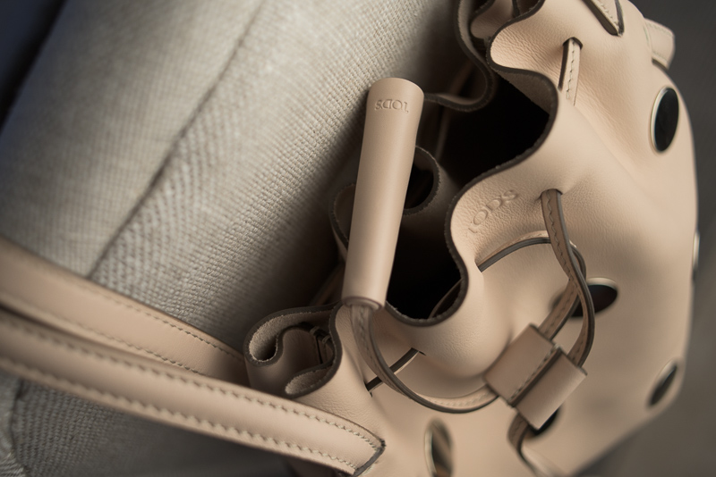 Tod`s SECCHIELLO MINI IN PELLE CON CHARM LOGO【関税送料込】 TOD'S TODS トッズ ショルダーバッグ TSA SECCHIELLO MICRO T