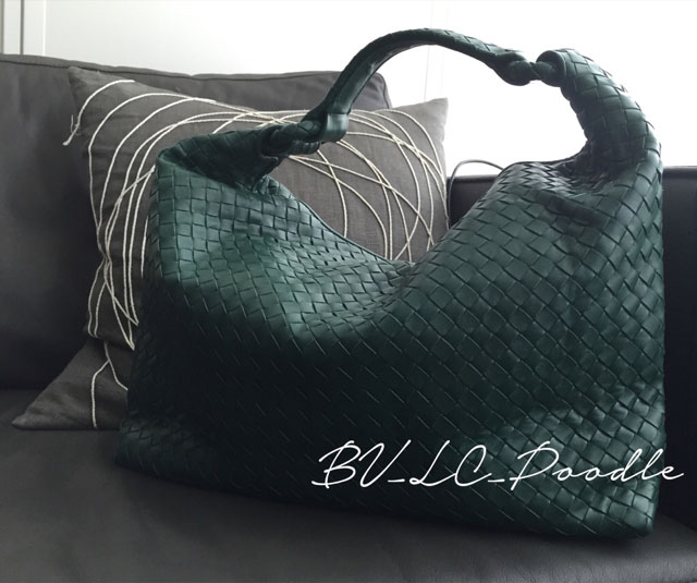 Bottega-Veneta-Ball-Hobo